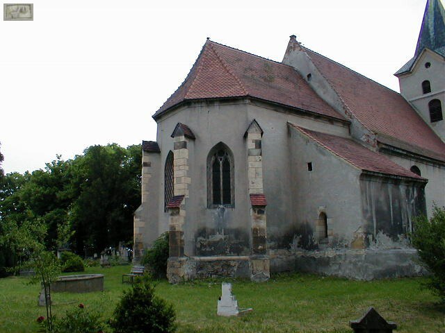 Havraň – kostel sv. Vavřince od severovýchodu
