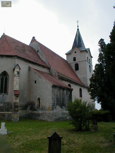 Havraň – kostel sv. Vavřince severní strana